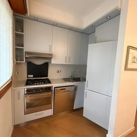Anro Apartment